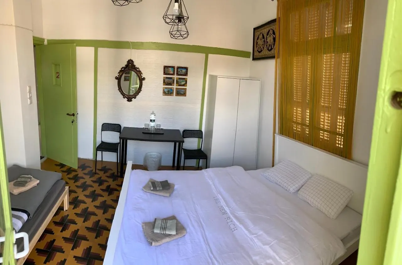 Casa de hóspedes Guesthouse Comfy - Separate Rooms In The Apartment For A Relaxing Holiday Haifa