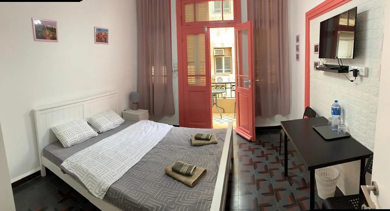 Guesthouse Comfy - Separate Rooms In The Apartment For A Relaxing Holiday Haifa