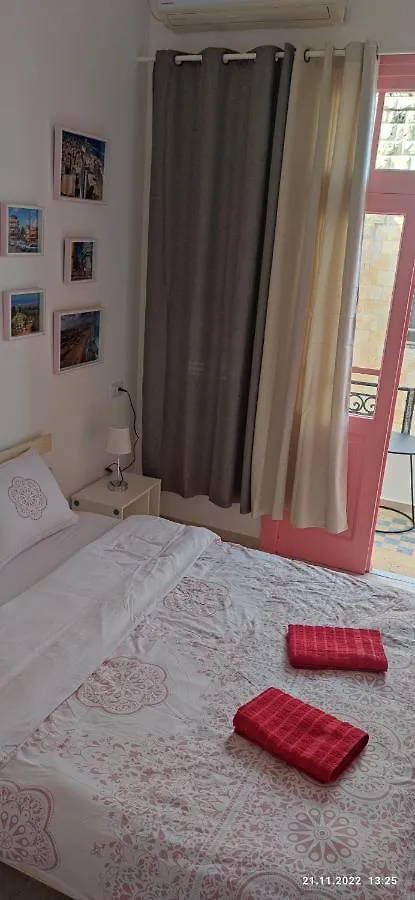 Guesthouse Comfy - Separate Rooms In The Apartment For A Relaxing Holiday Haifa